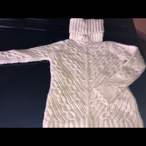 Cashmere Cable Knit Max Mara sweater - Picture 2 of 5